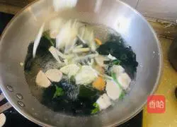 Sea vegetable and fish ball soup recipe 3