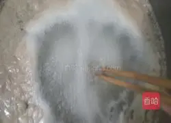 Illustration of how to make tomato fat beef noodles 6