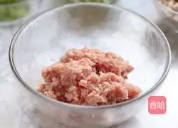 Illustration of how to make salty glutinous rice balls 3