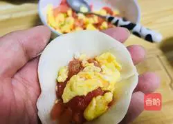 Illustration of how to make tomato and egg dumplings 11