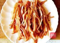 Illustration of how to make red oil ear silk 2