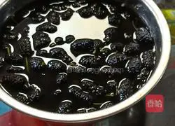 Illustration of how to make mulberry drink 4