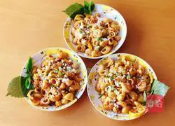 Illustration of how to make shrimp and tomato pasta 8