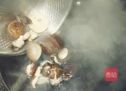 Illustration of how to make mushroom soup 4