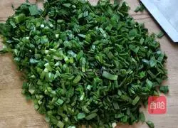 Illustration of how to make leek crispy rice dumplings with eggs 2