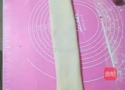 Illustration of how to make fried rolls 8