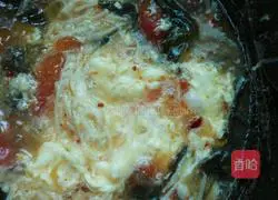 Hot and Sour Tomato Soup Recipe Illustration 5