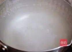 Illustration of how to make homemade fruit pearls 8