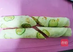 Illustration of how to make cucumber pancakes 12