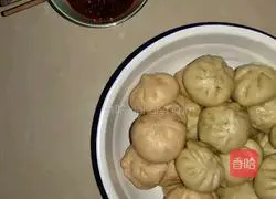 Illustration of how to make colorful vegetable buns 14