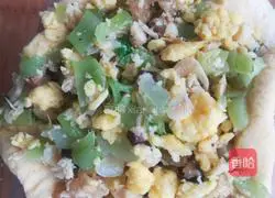 Illustration of how to make cornmeal dumplings 4