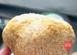 Illustration of how to make monkey mushroom stomach nourishing soup 1