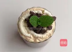 Illustration of how to make purple taro puree coffee milk coffee 8