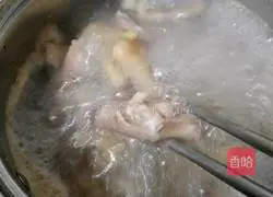 Peanut pot Illustration of how to make chicken feet 2