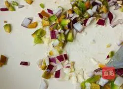 Illustration of how to make salt and pepper prawns 14