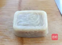 Illustration of how to make pork skin jelly 9
