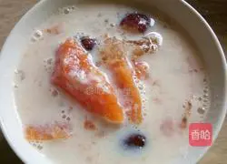 Illustration of how to make papaya stewed with milk and peach gum 6