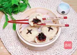 Illustration of how to make red dates and brown sugar steamed buns 17