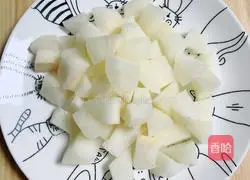 Cranberry, Sydney, Lily and Lotus Root Soup | Illustration of how to moisten the lungs and relieve cough 2