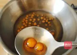 Illustration of how to make dirty milk 2