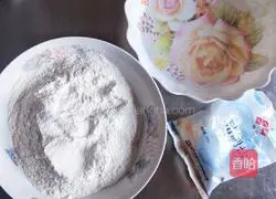 Illustration of how to make chive-filled pizza 1