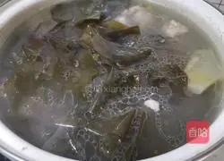 Illustration of how to make kelp and pork ribs soup 5