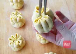 How to make lucky bag bean paste buns 4