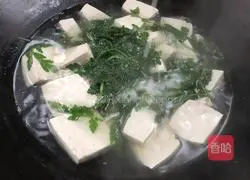 Wild celery leaf tofu soup recipe 12