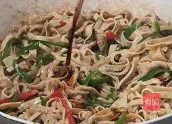 Stir-fried tofu skin Meat cooking illustration 17