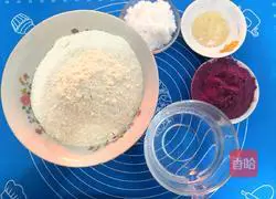 Illustration of how to make hedgehog buns 1