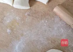 Illustration of how to make Roujiamo 3