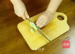 Illustration of Korean anchovy rice cake soup 3