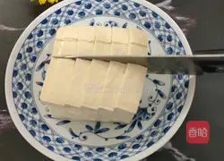 Wild crucian carp old tofu soup recipe illustration 5