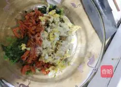 Illustration of how to make spinach spring rolls 5