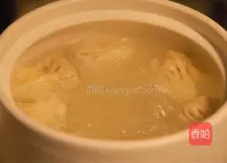 Chicken soup wontons, illustration of how to make the soup base mellow 6