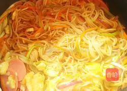 Kuaishou Nutritional Fried Noodles Recipe Illustration 12