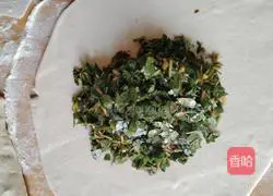 马Illustration of how to make amaranth rolls 8