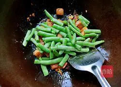 Illustration of Braised Bean Noodles 7