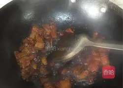 Illustration of how to make braised noodles with beans, potatoes, mushrooms and meat 3