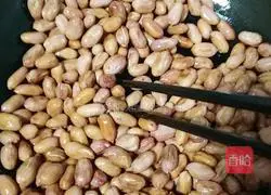 Illustration of how to make crispy peanuts 6