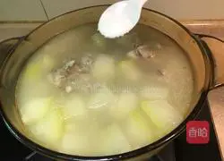 Illustration of how to make barley, winter melon and pork ribs soup 12