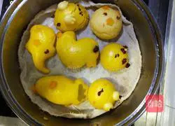 Illustration of how to make cartoon steamed buns 8