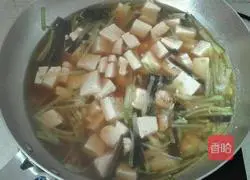 Illustration of how to make kelp and tofu soup 8