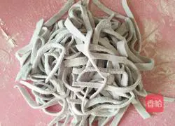 Illustration of how to make vegetable noodles 5