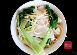 Illustration of how to make Shaanxi fried noodles 9
