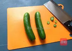 Refreshing cucumber water in summer? Illustration of how to make this beautiful summer-relieving and thirst-quenching magical water 4