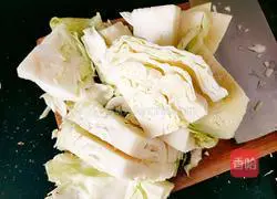 Illustration of how to make South American white shrimp and carrot soup 5