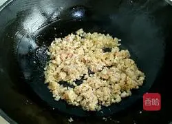 Illustration of how to make tomato meat sauce pasta 4