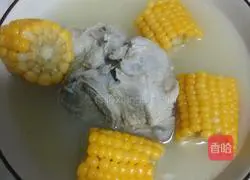  Illustration of how to make corn bone soup 7