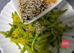 Illustration of how to make cold day lily 20